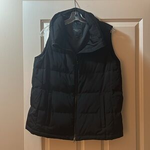 Women’s Talbots black puffer vest size XL